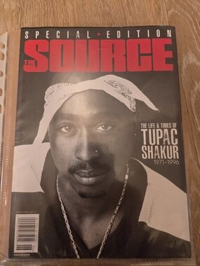 The Source Special Edition Magazine - Tupac Shakur Cover (Black & White)